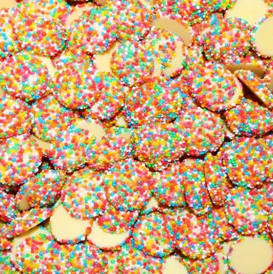 💎 White Chocolate Freckles – 100g Bag